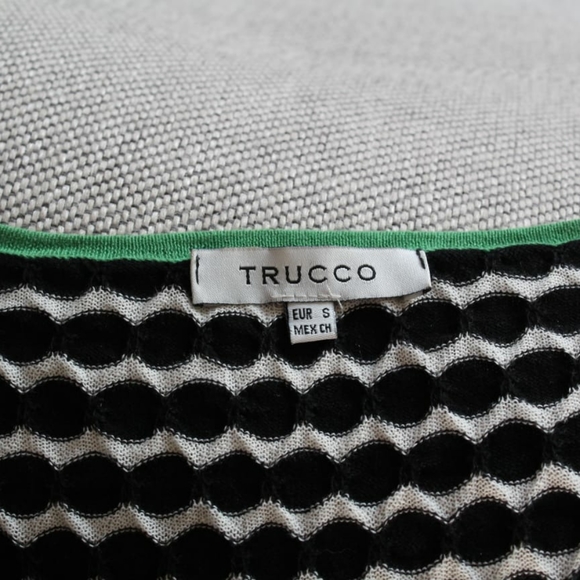 Sleeveless Sweater Top - Picture 6 of 6